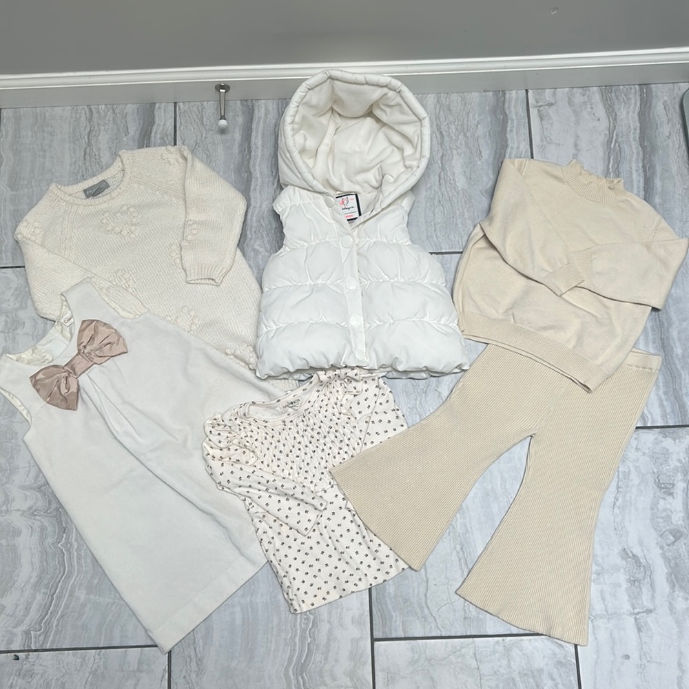 Bundle of girls clothes